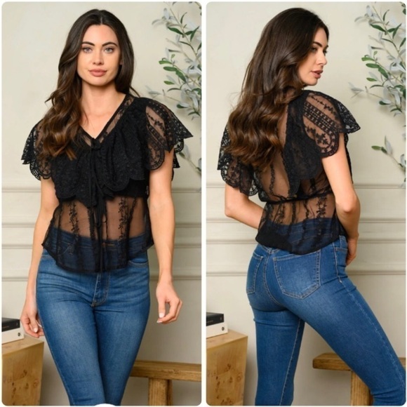 SHORT SLEEVE RUFFLE LACE TOP - Picture 1 of 3